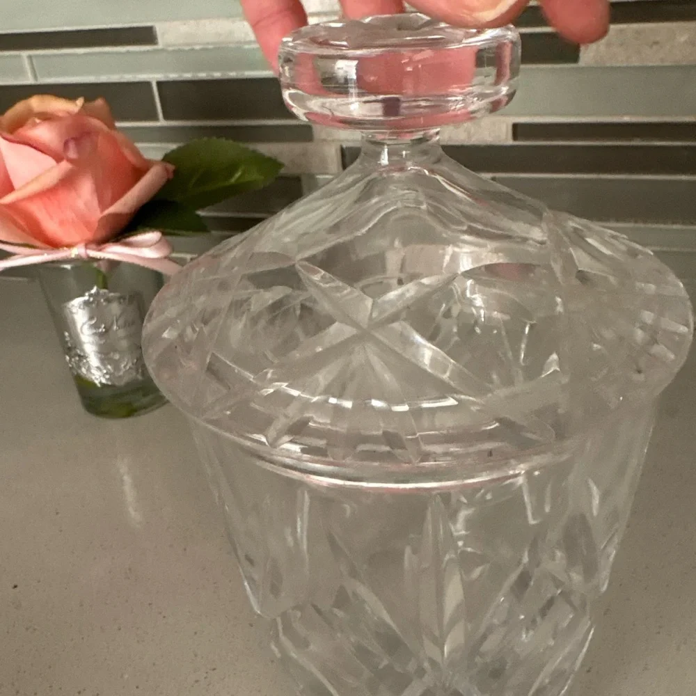 🏡Cut Crystal Apothecary Jar with Lid & Rose Diffuser